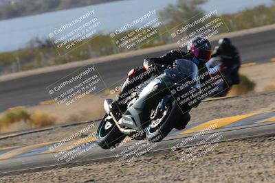 media/Dec-18-2022-SoCal Trackdays (Sun) [[8099a50955]]/Turn 14 (940am)/